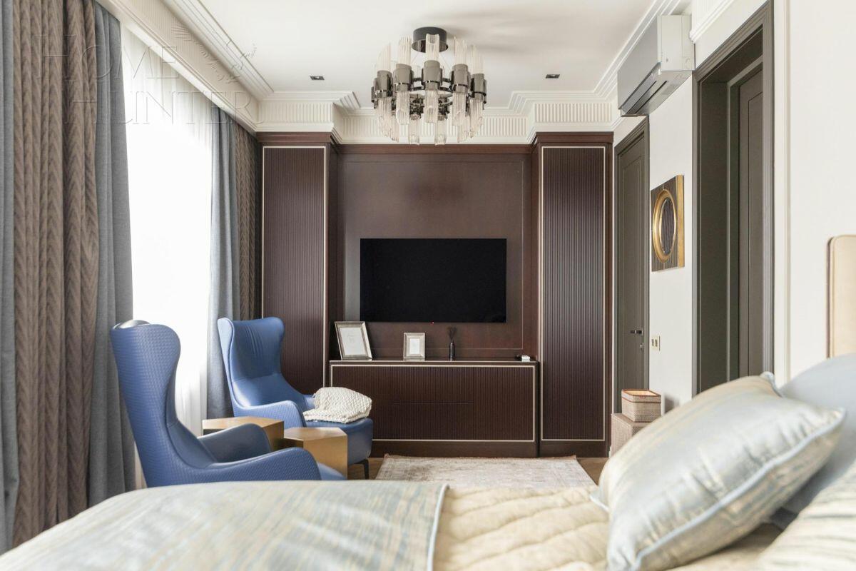 3-этажный коттедж 1 100 м² с отделкой