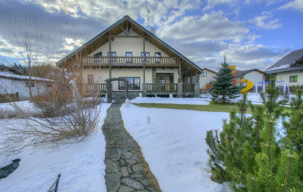 2-этажный коттедж 300 м² с отделкой