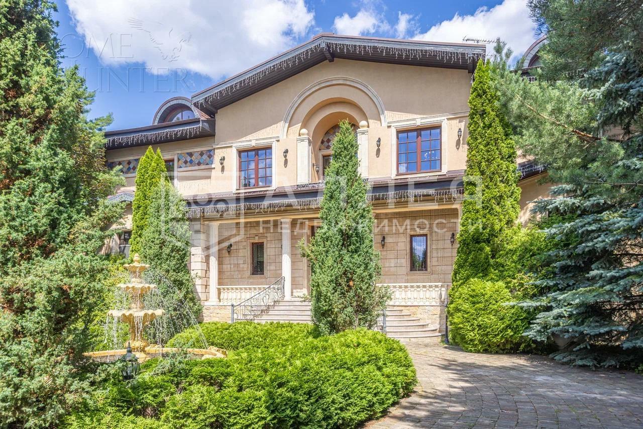 2-этажный коттедж 1 400 м² с отделкой