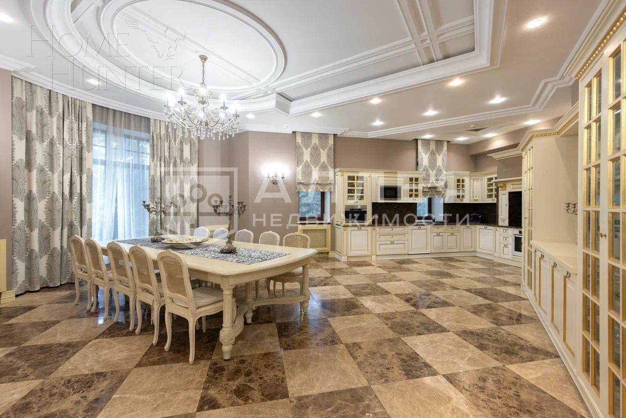 2-этажный коттедж 1 400 м² с отделкой