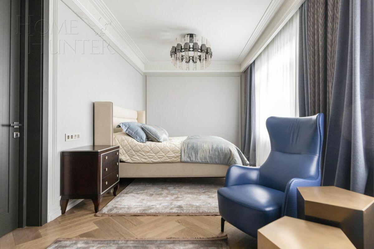 3-этажный коттедж 1 100 м² с отделкой