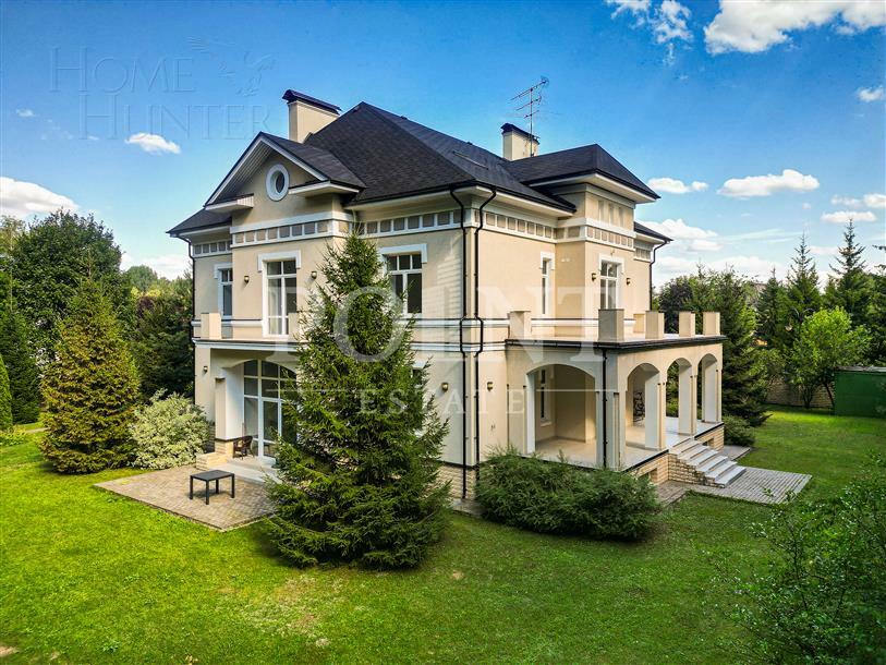 2-этажный коттедж 780 м² с отделкой