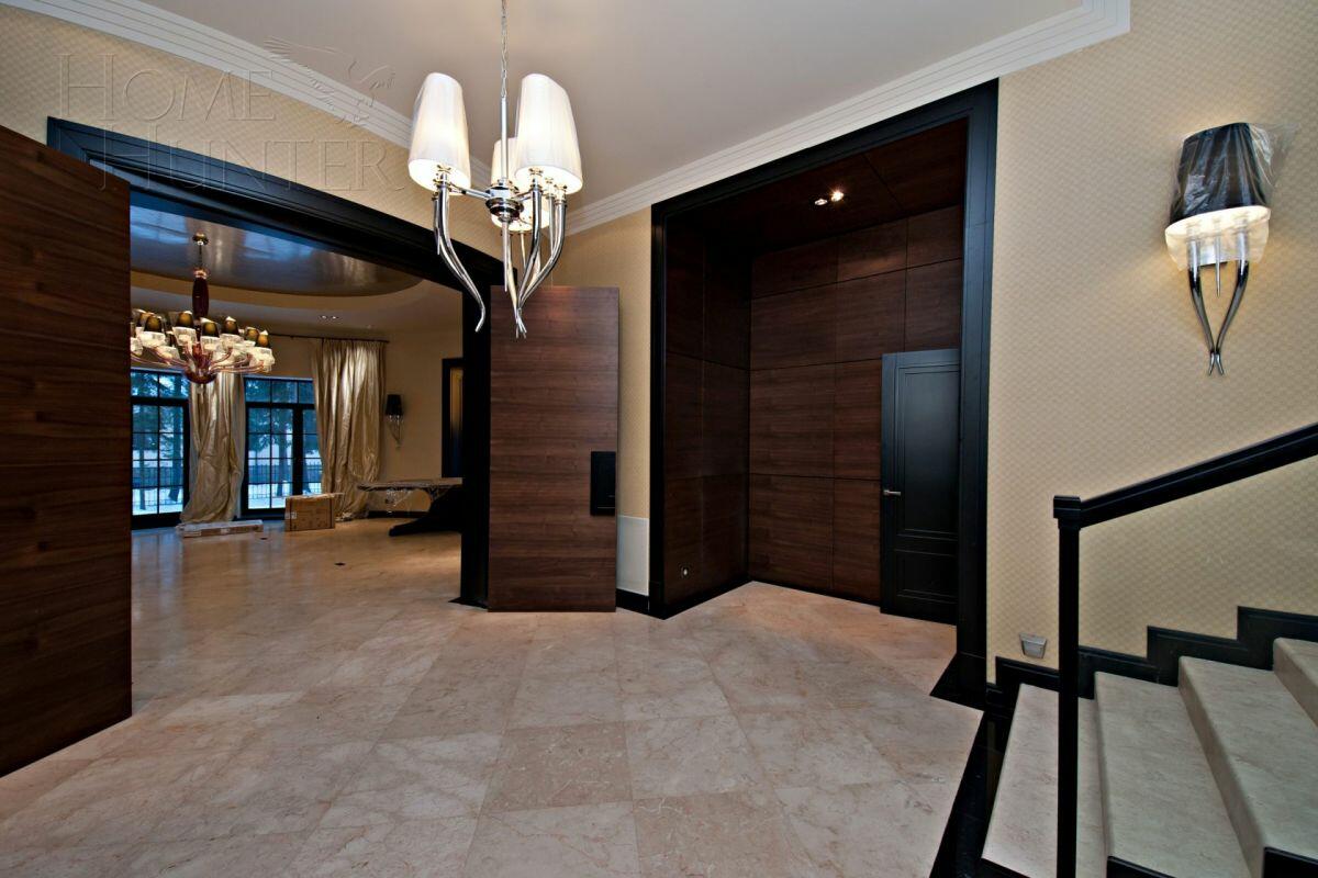 2-этажный коттедж 800 м² с отделкой