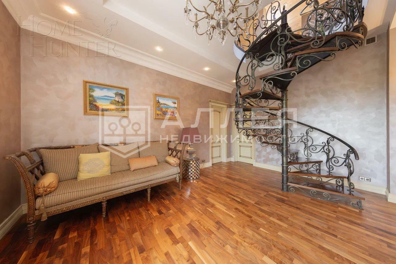 2-этажный коттедж 1 400 м² с отделкой