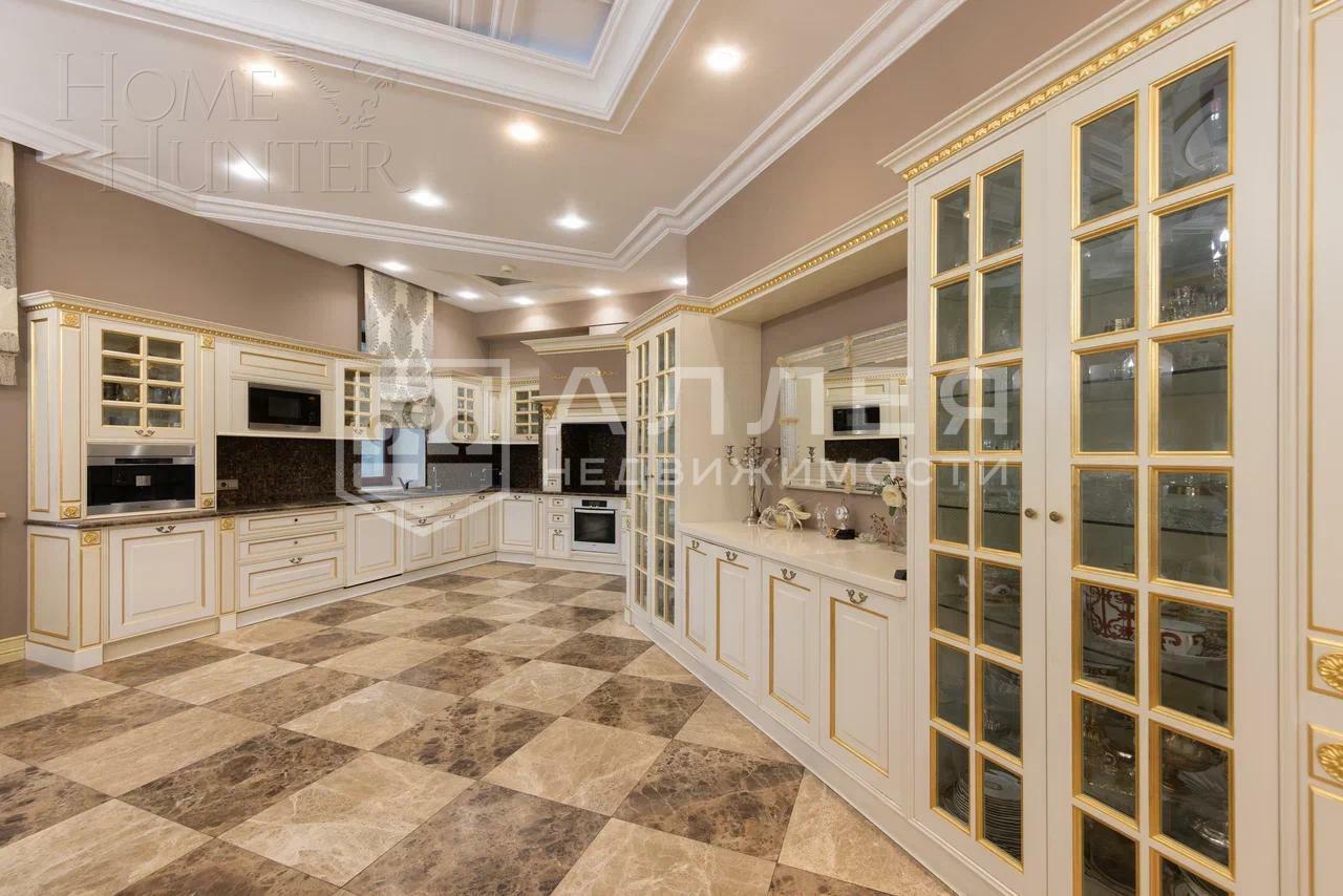 2-этажный коттедж 1 400 м² с отделкой