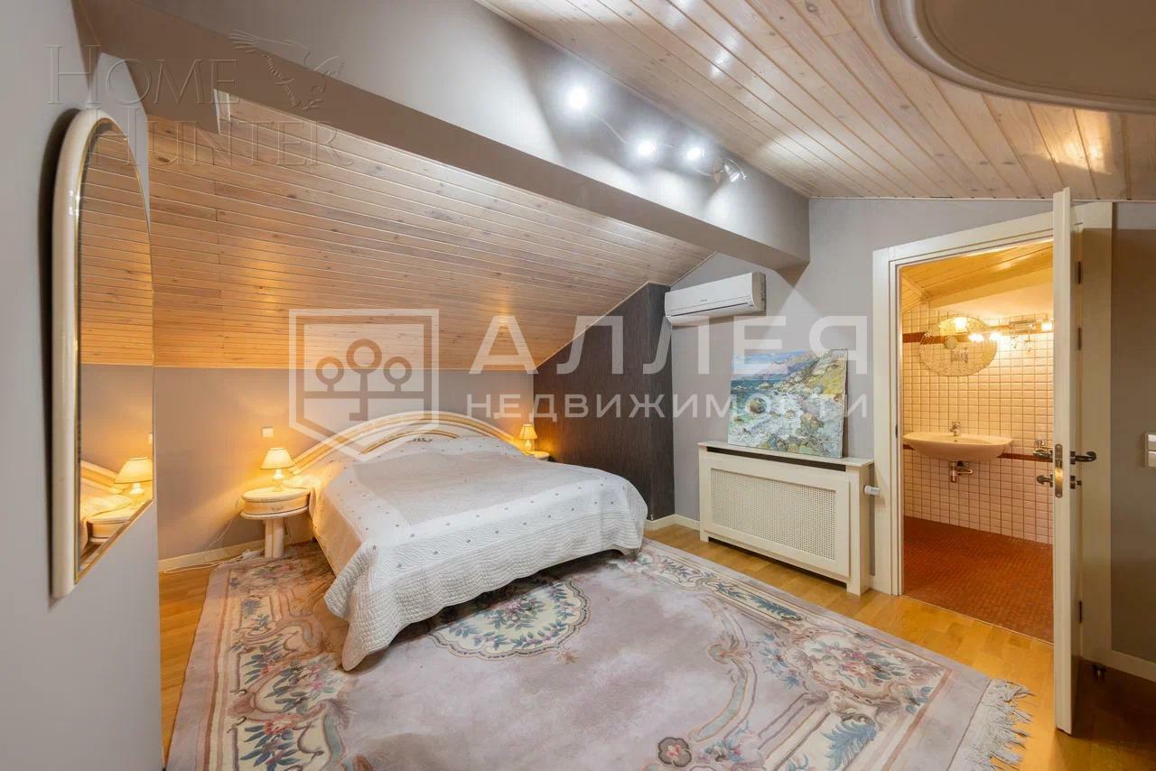 2-этажный коттедж 1 400 м² с отделкой