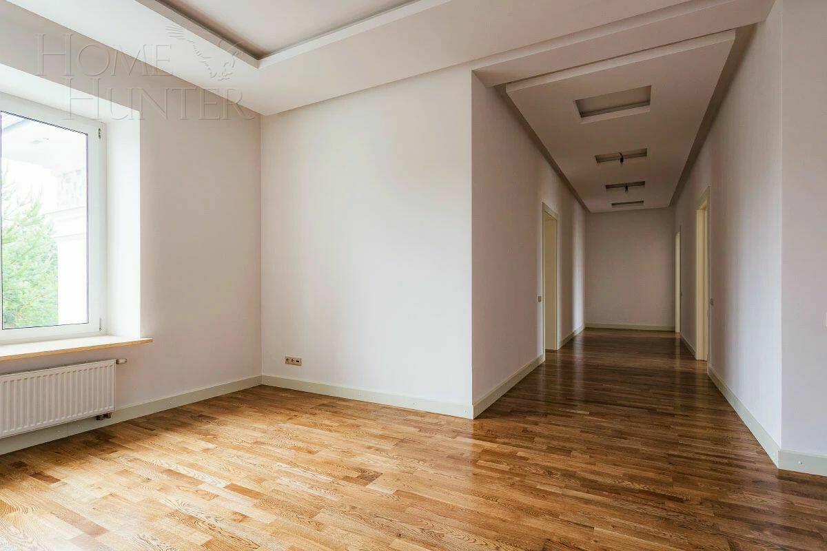 2-этажный коттедж 1 008 м² с отделкой