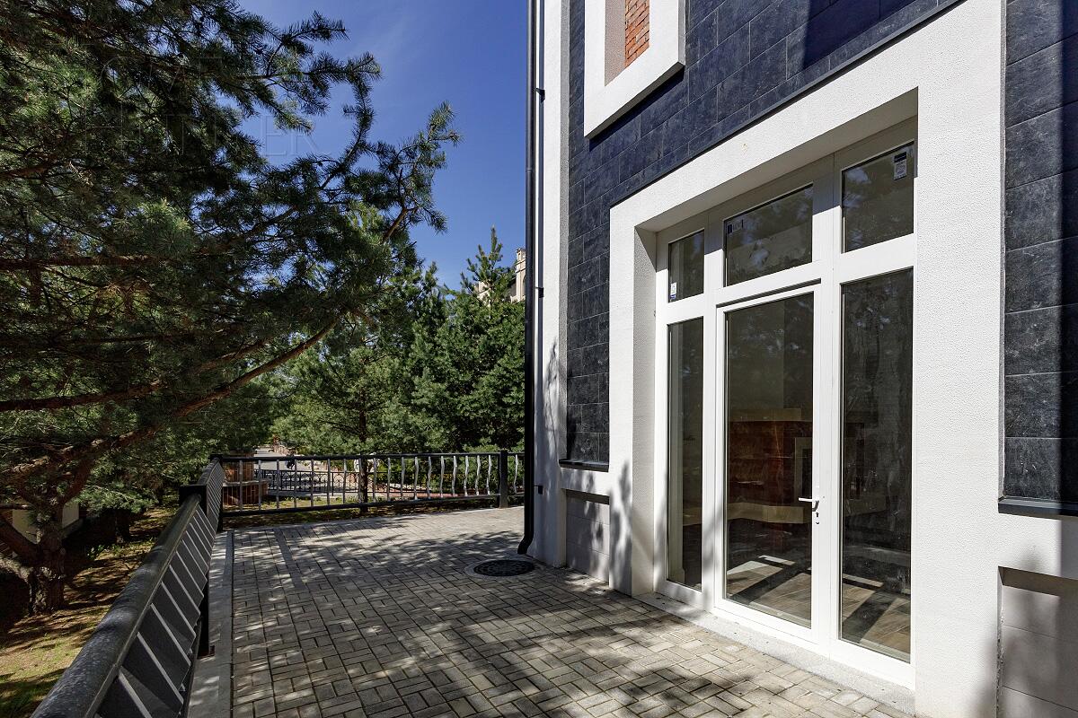 2-этажный коттедж 445.4 м² с отделкой