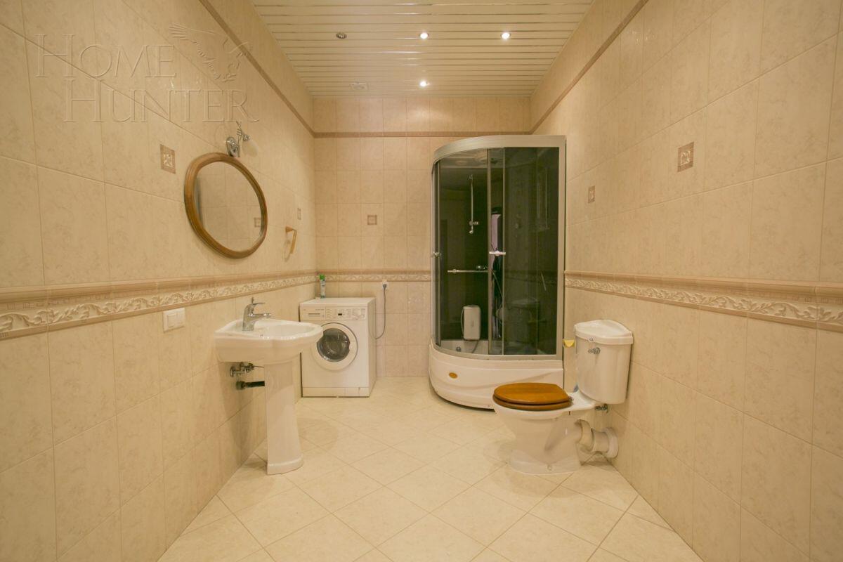 2-этажный коттедж 300 м² с отделкой