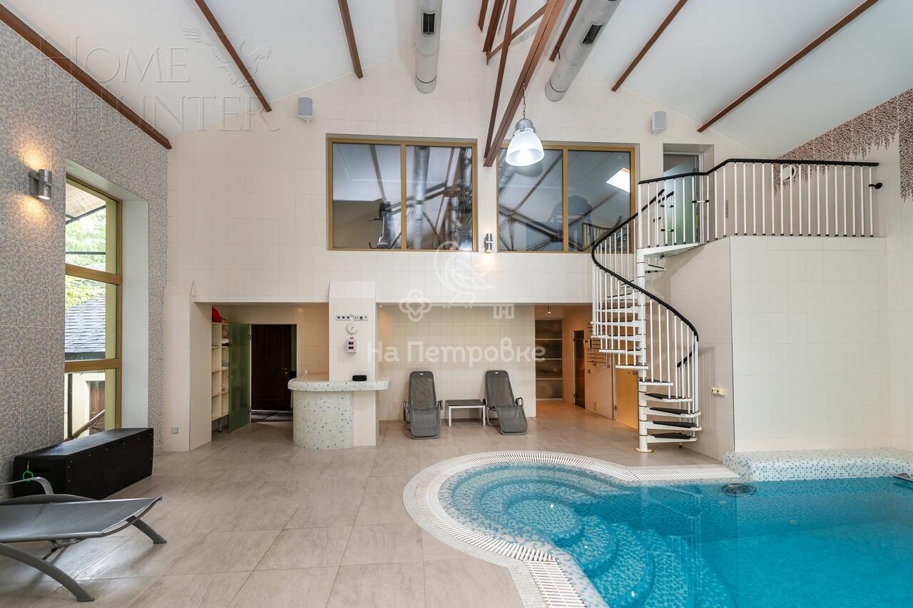 2-этажный коттедж 793 м² без отделки