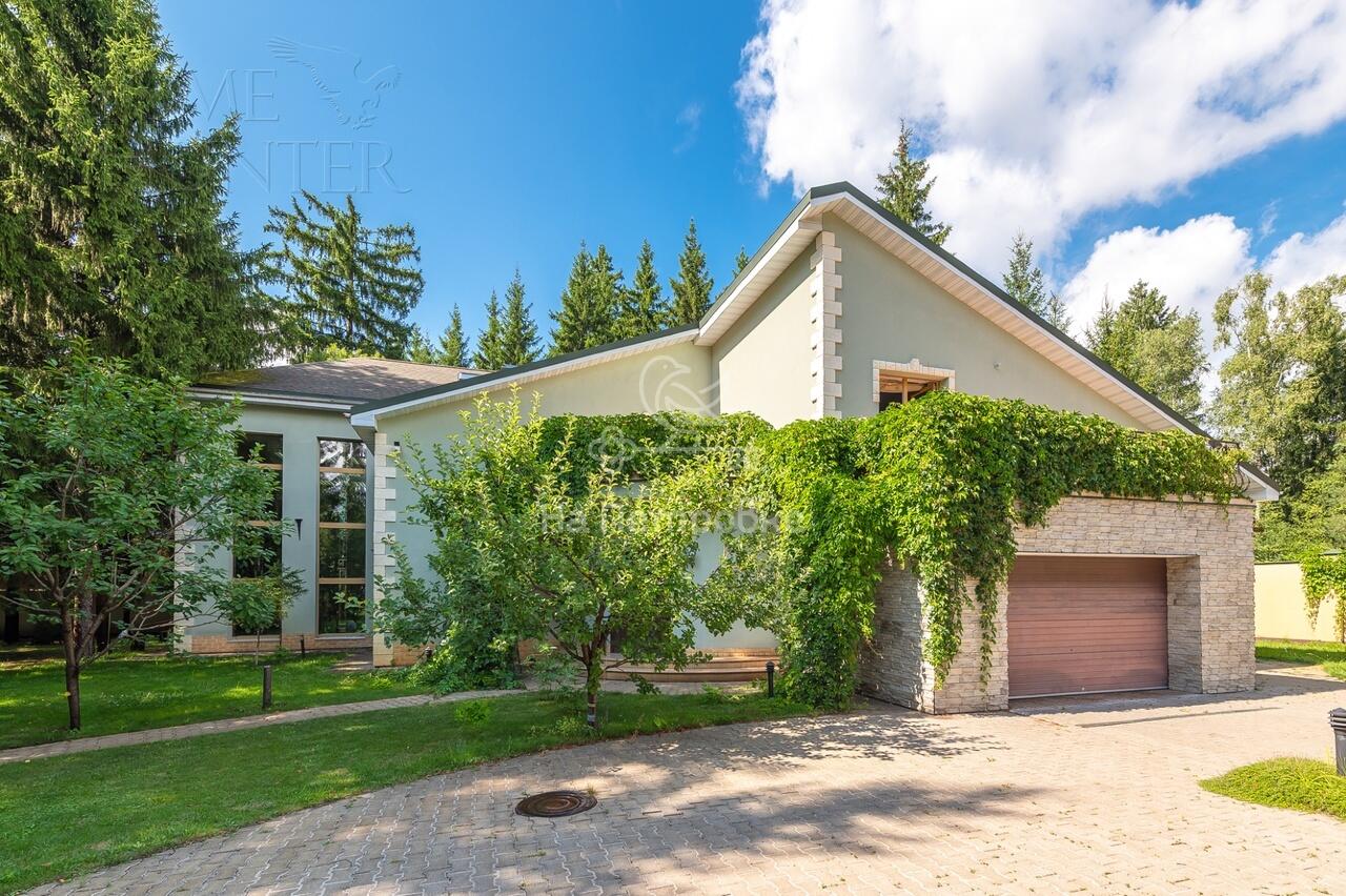 2-этажный коттедж 793 м² без отделки