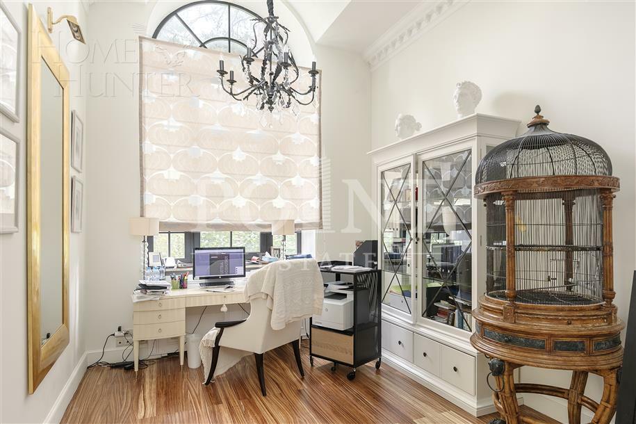 2-этажный коттедж 1 400 м² с отделкой