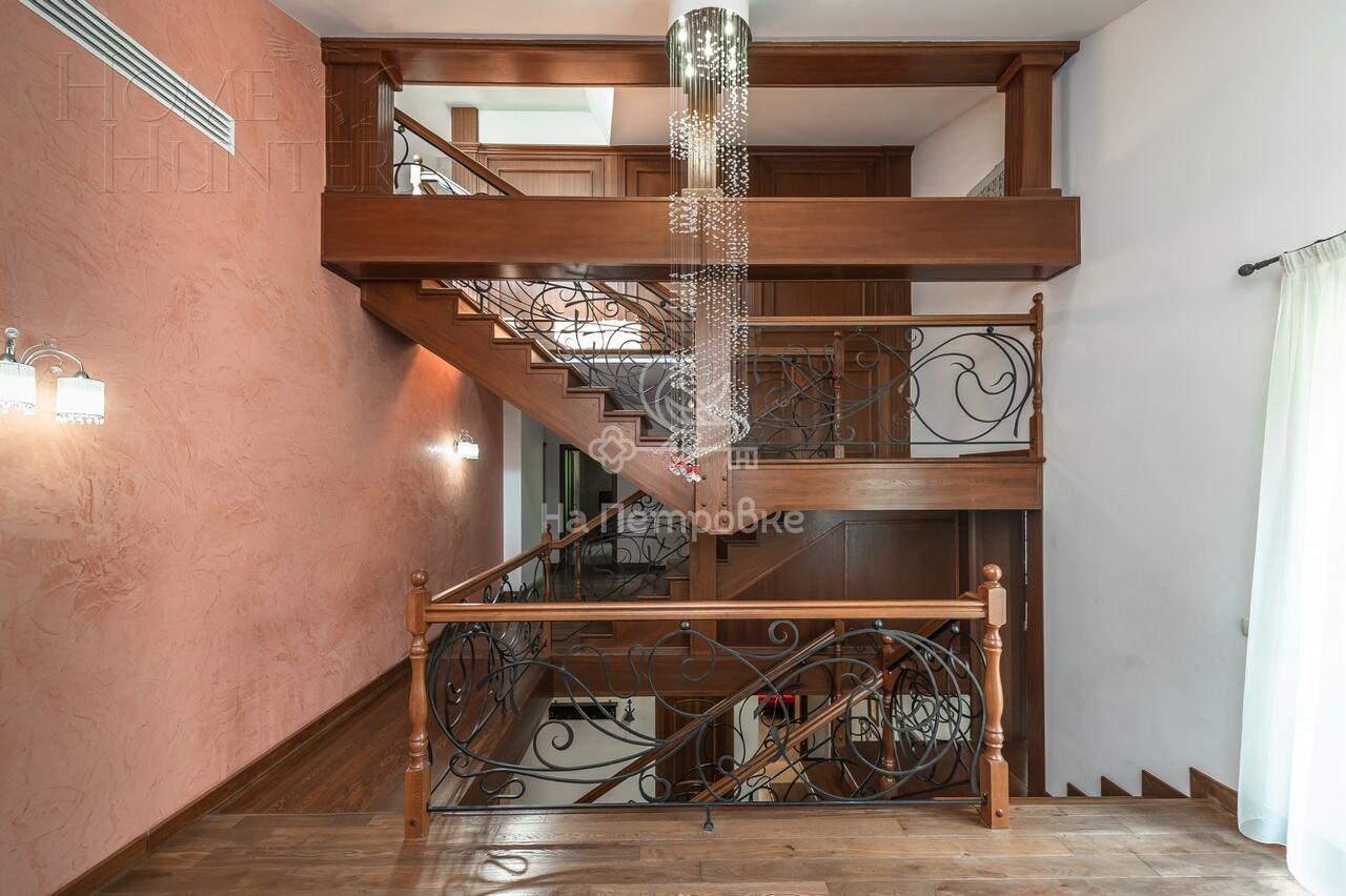 2-этажный коттедж 793 м² без отделки