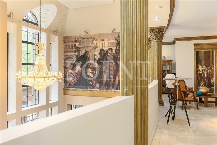 2-этажный коттедж 1 400 м² с отделкой