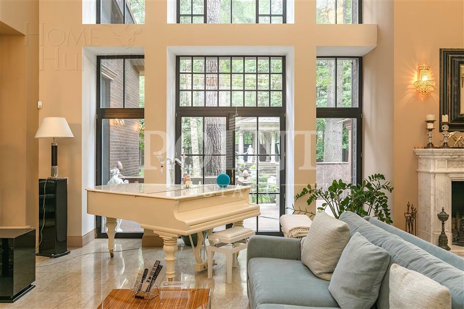 2-этажный коттедж 1 400 м² с отделкой