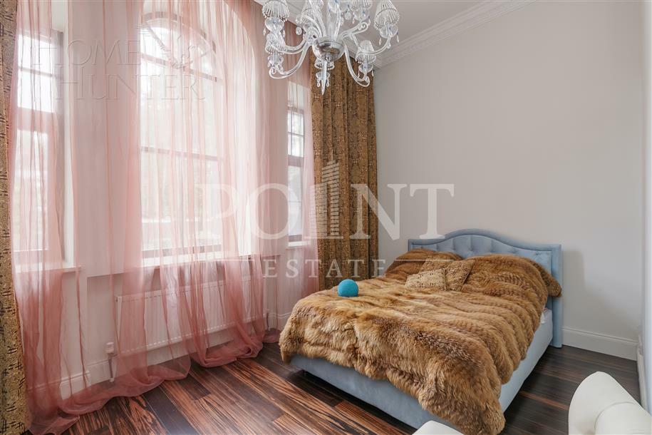 2-этажный коттедж 1 400 м² с отделкой