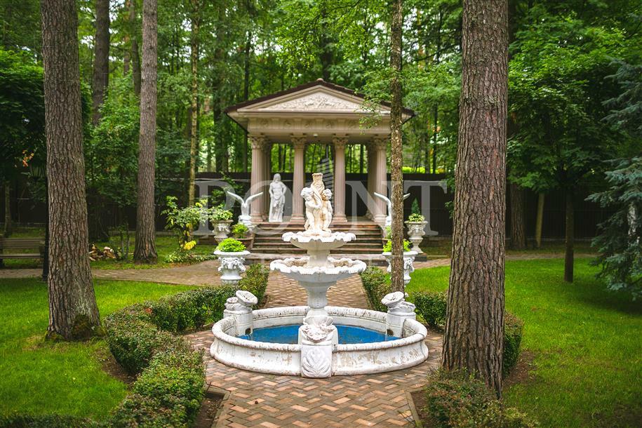 2-этажный коттедж 1 400 м² с отделкой