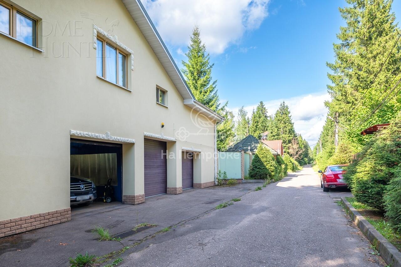 2-этажный коттедж 793 м² без отделки