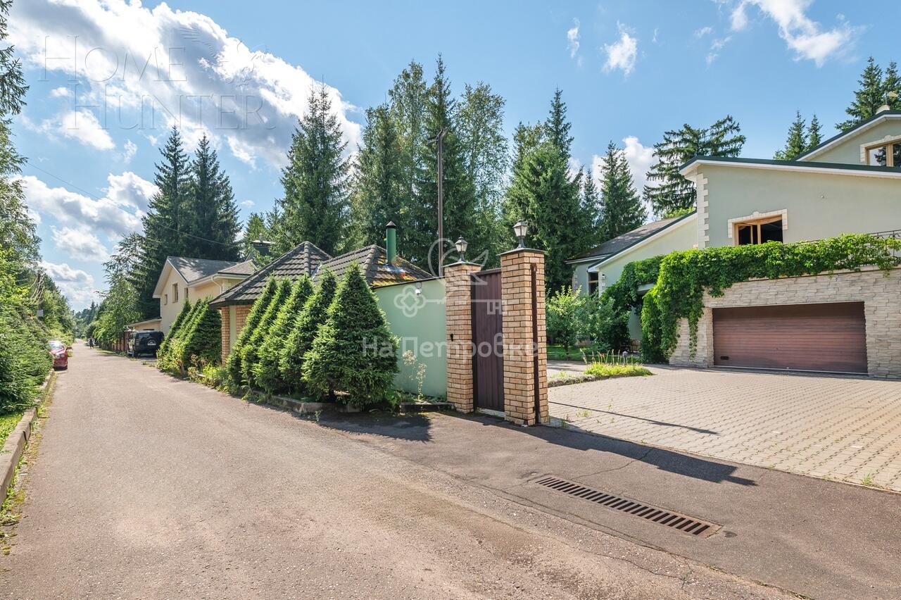 2-этажный коттедж 793 м² без отделки