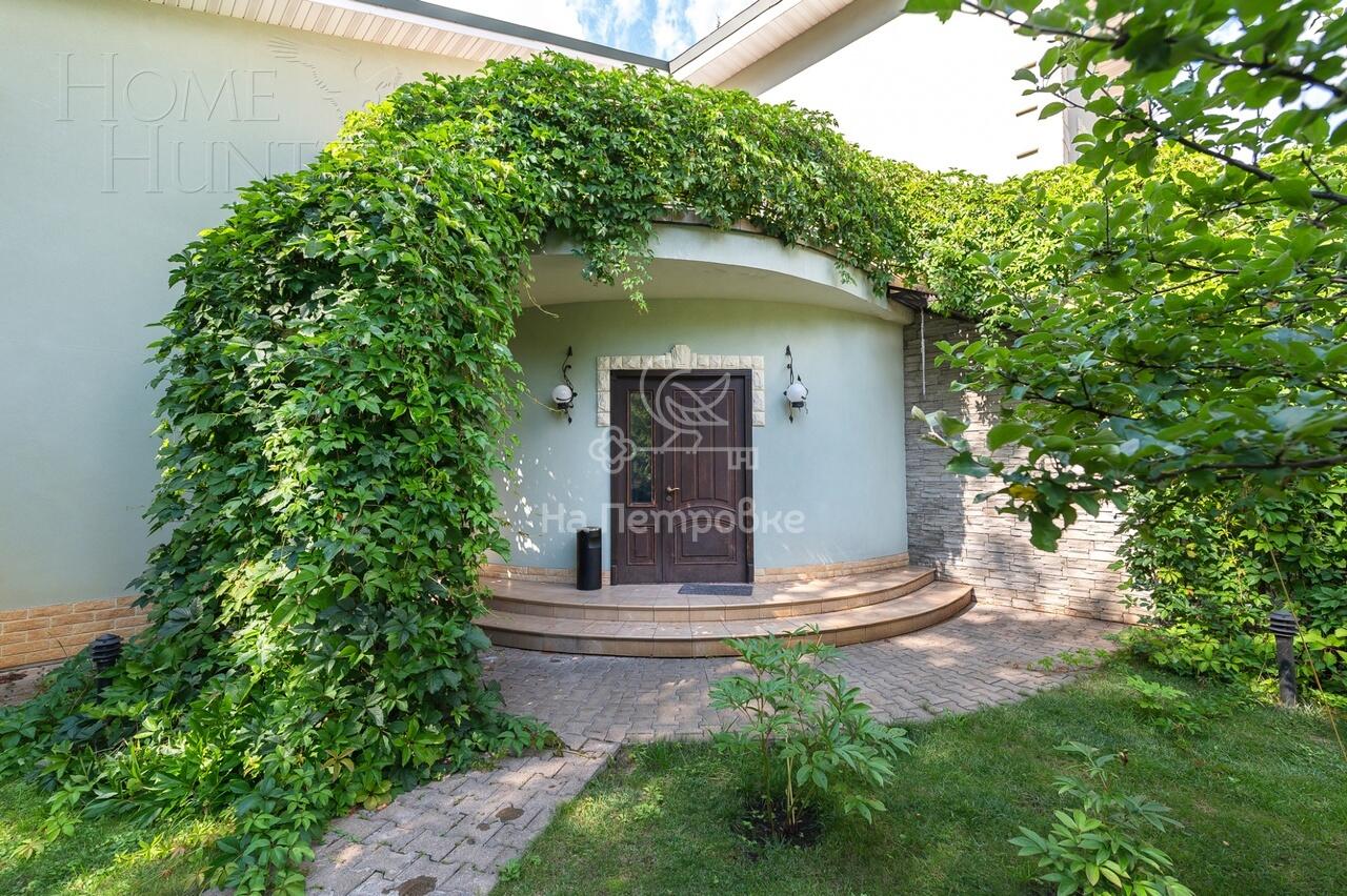 2-этажный коттедж 793 м² без отделки