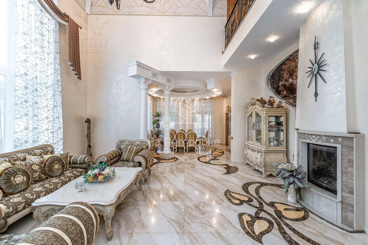 2-этажный коттедж 630 м² с отделкой