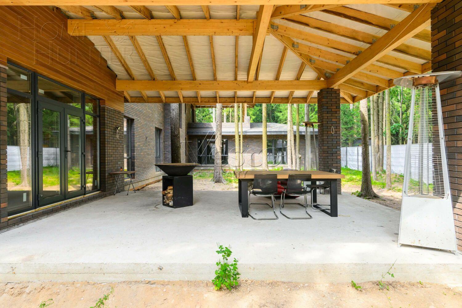 2-этажный коттедж 793 м² без отделки