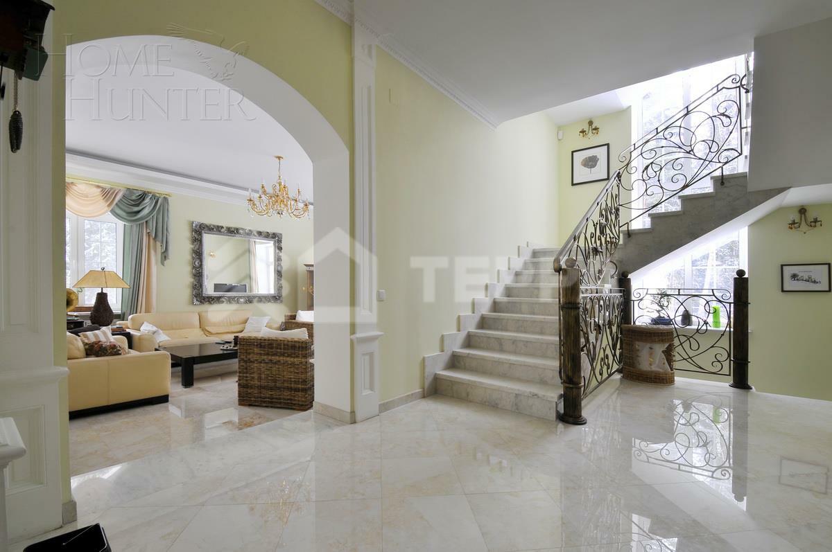 2-этажный коттедж 618 м² с отделкой