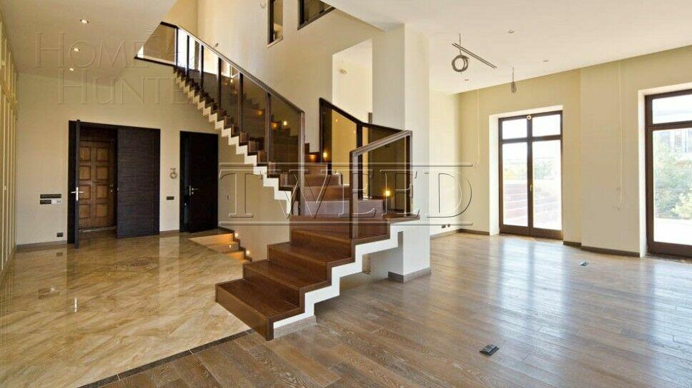 2-этажный коттедж 800 м² с отделкой