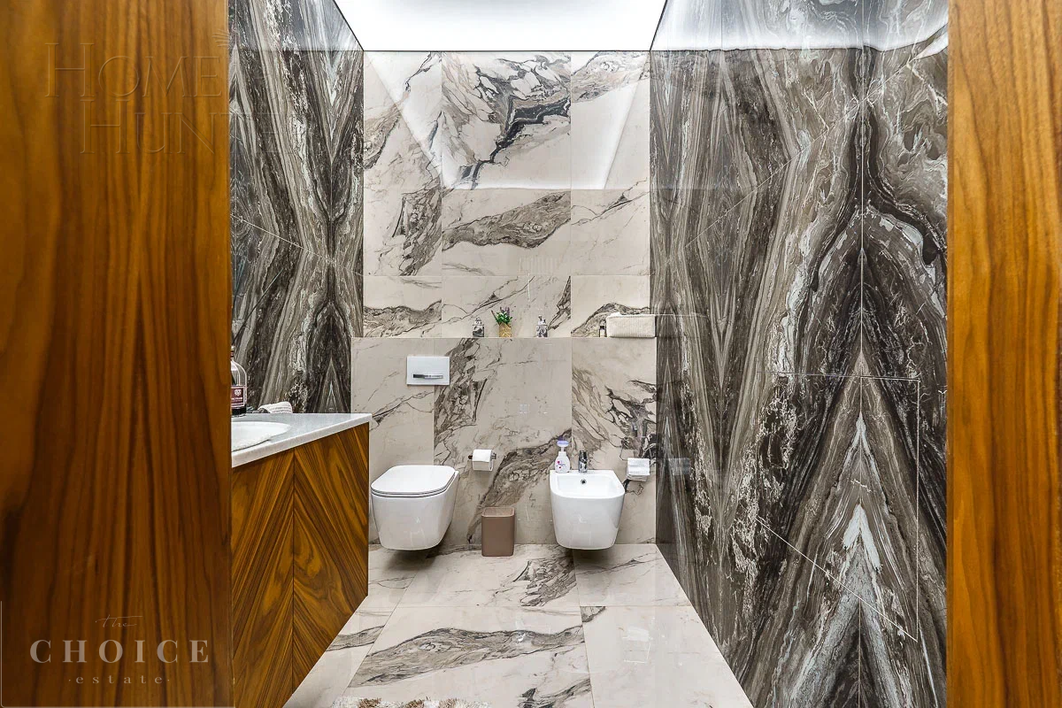 3-этажный таунхаус 410 м² с отделкой