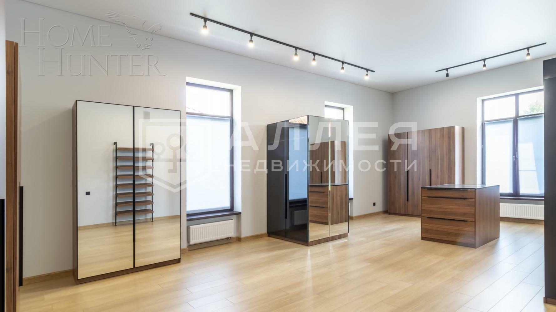 2-этажный коттедж 1 327 м² с отделкой