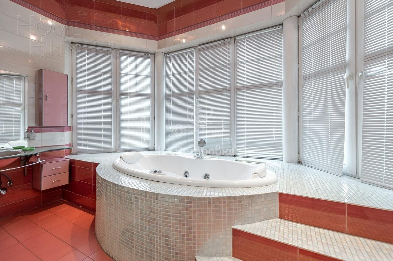 2-этажный коттедж 630 м² с отделкой