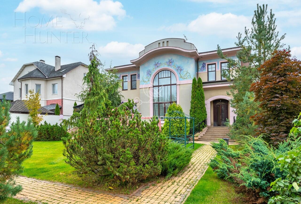 2-этажный коттедж 630 м² с отделкой