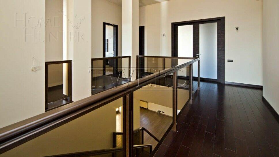 2-этажный коттедж 800 м² с отделкой