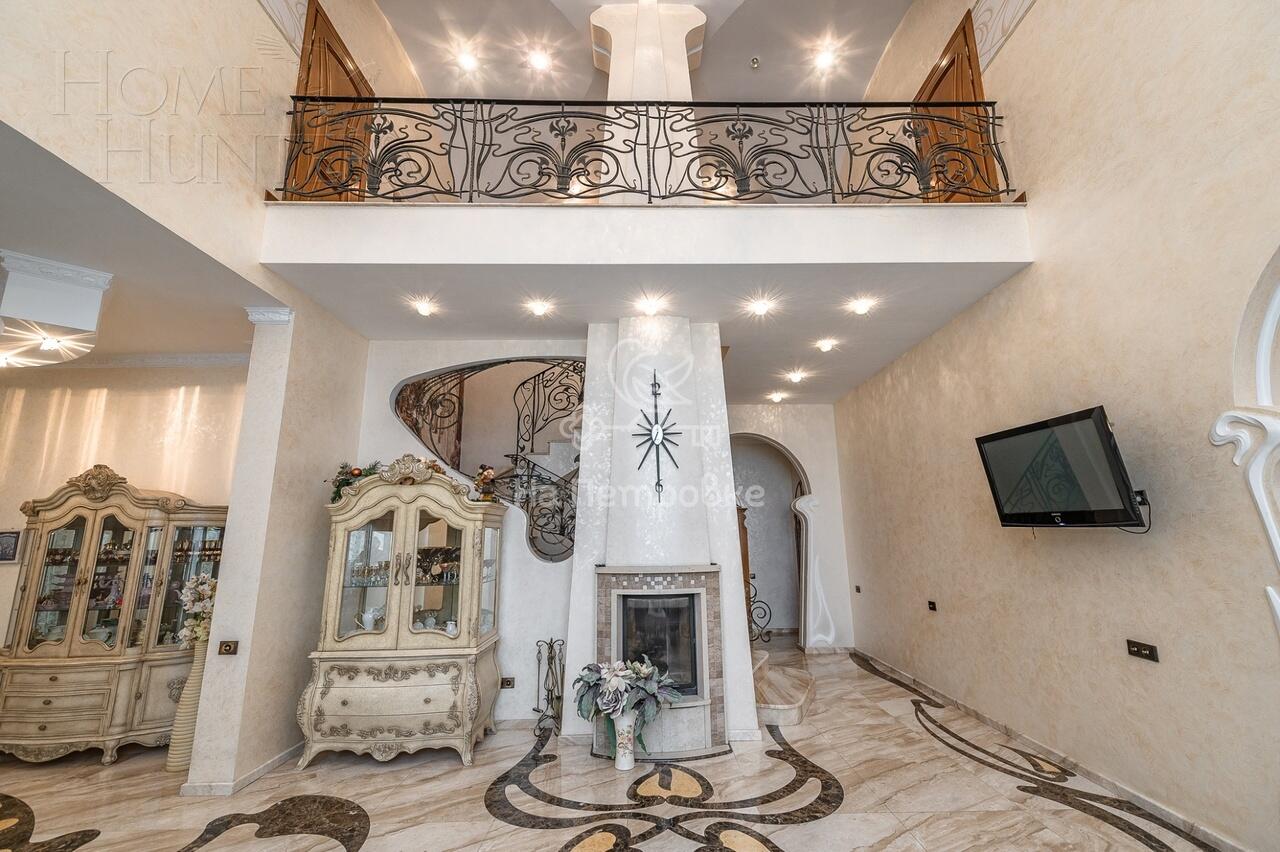 2-этажный коттедж 630 м² с отделкой