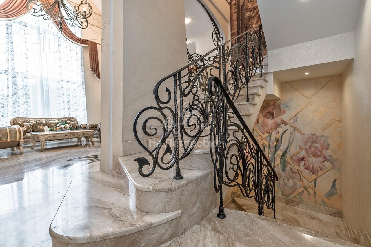 2-этажный коттедж 630 м² с отделкой