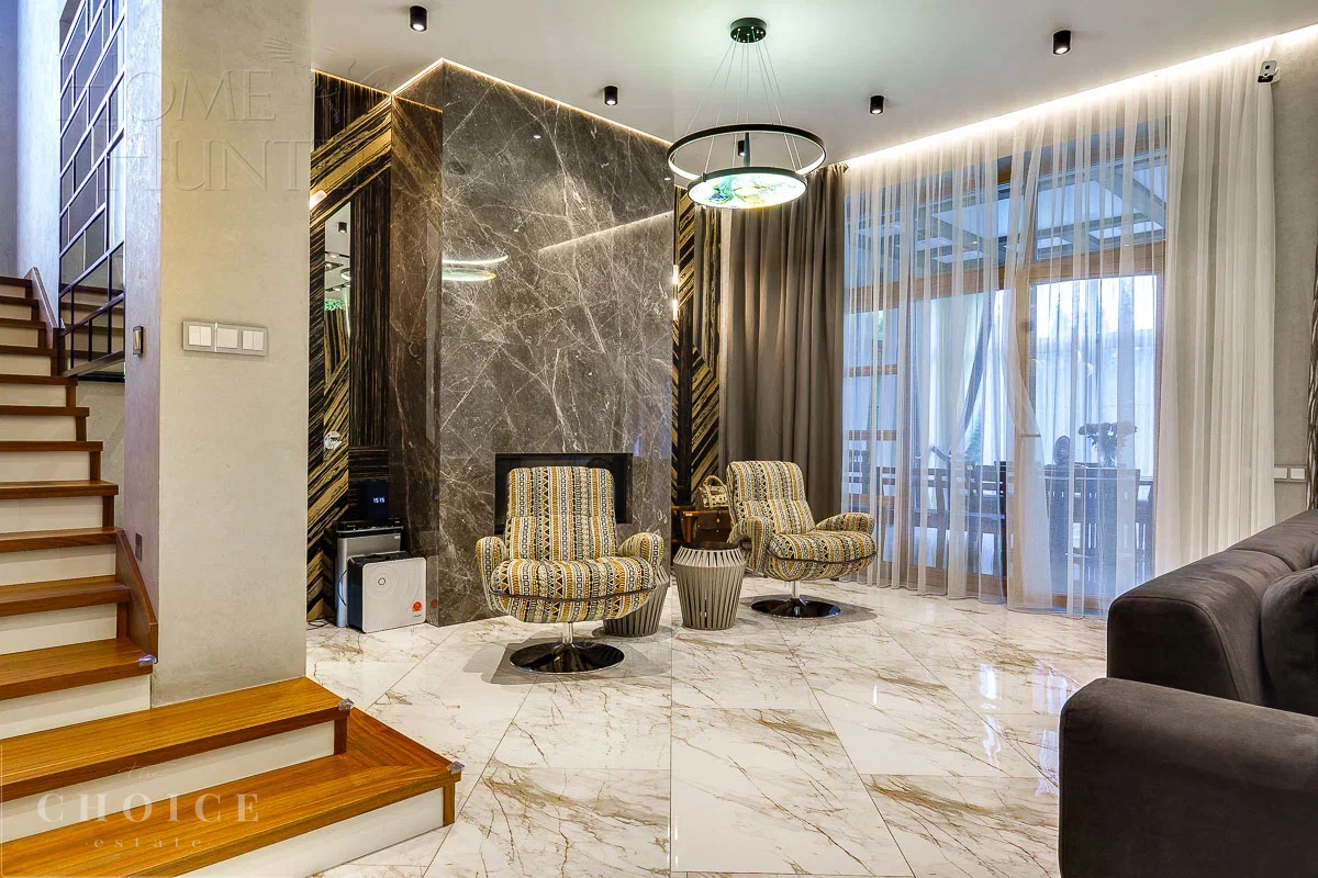 3-этажный таунхаус 410 м² с отделкой