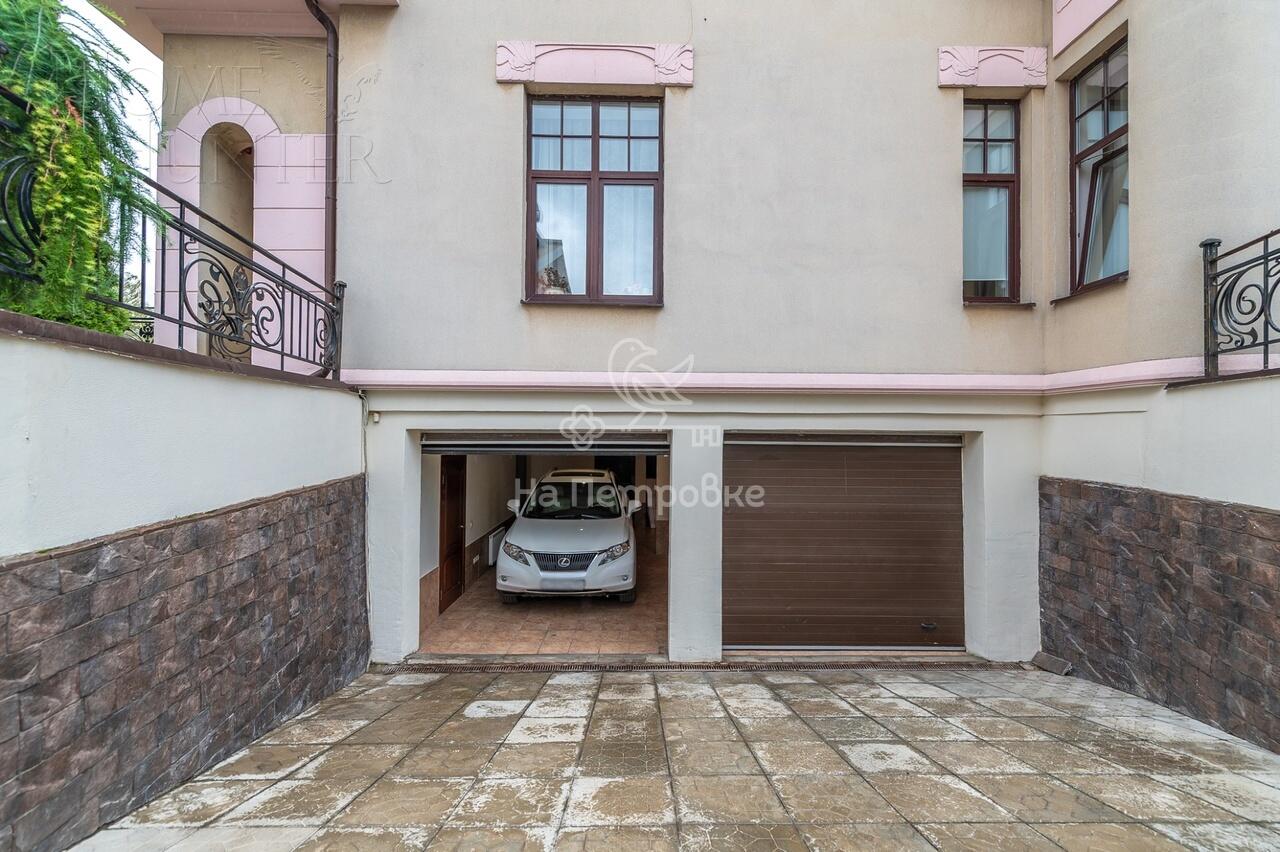 2-этажный коттедж 630 м² с отделкой