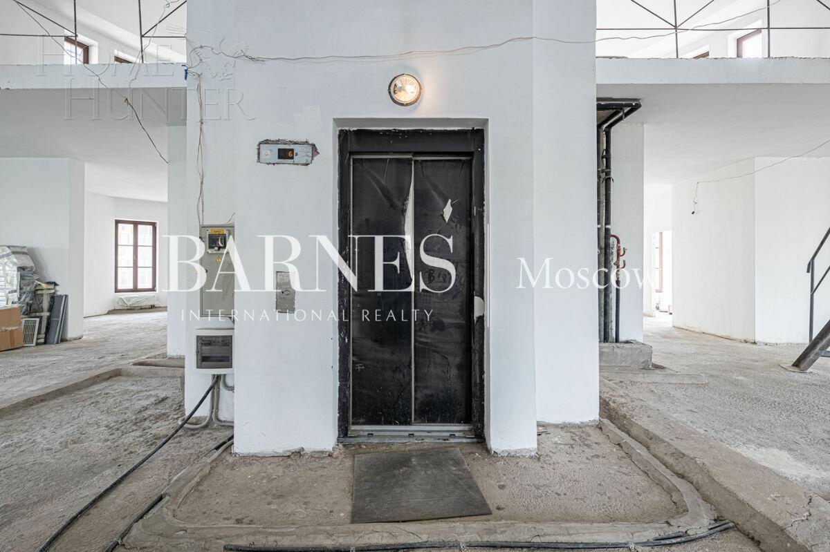 2-УРОВНЕВЫЙ ПЕНТХАУС БЕЗ ОТДЕЛКИ 640 М² НА 7 ЭТАЖЕ