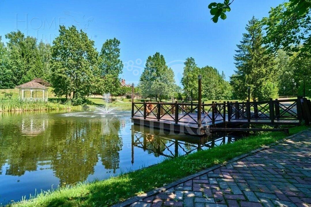 2-этажный коттедж 945 м² без отделки