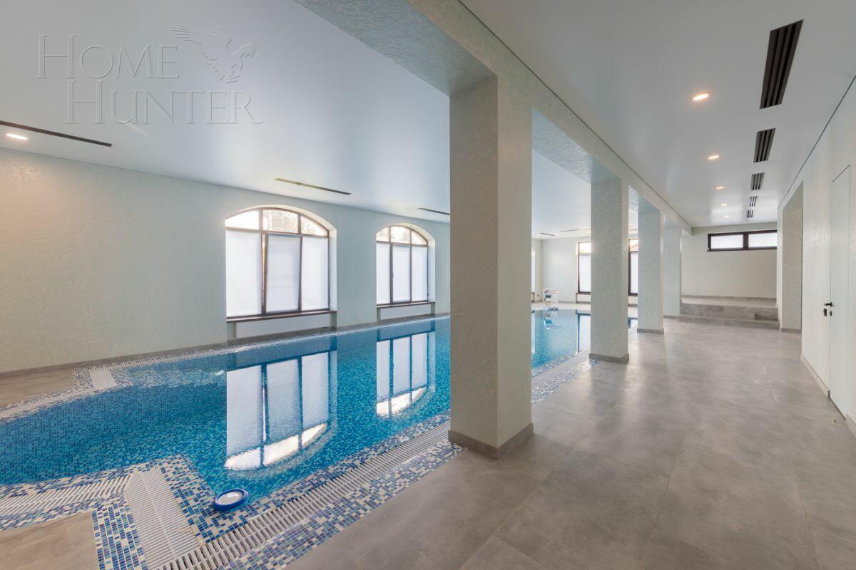 2-этажный коттедж 1 327 м² с отделкой