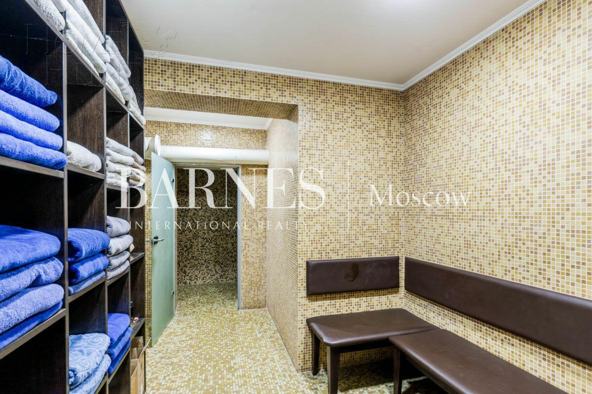 2-этажный коттедж 820 м² с отделкой