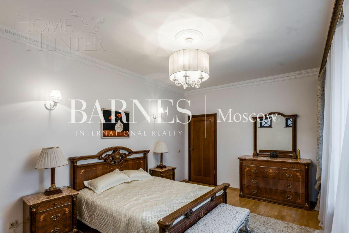 2-этажный коттедж 820 м² с отделкой