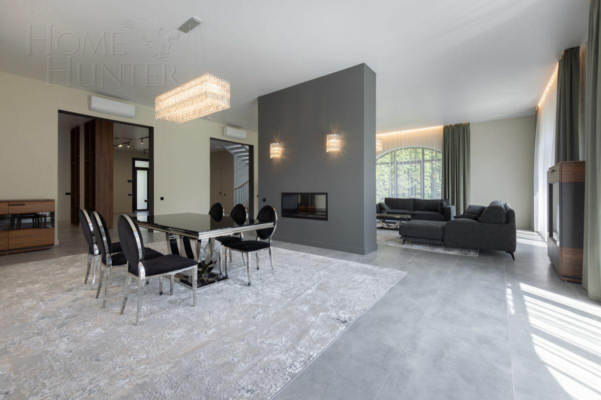 2-этажный коттедж 1 327 м² с отделкой