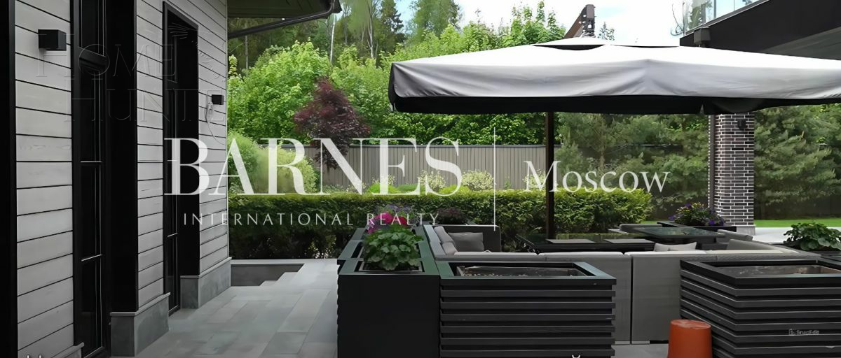 2-этажный коттедж 1 150 м² с отделкой