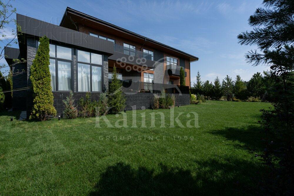 2-этажный коттедж 995 м² с отделкой