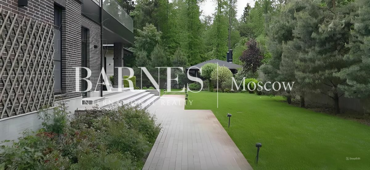 2-этажный коттедж 1 150 м² с отделкой