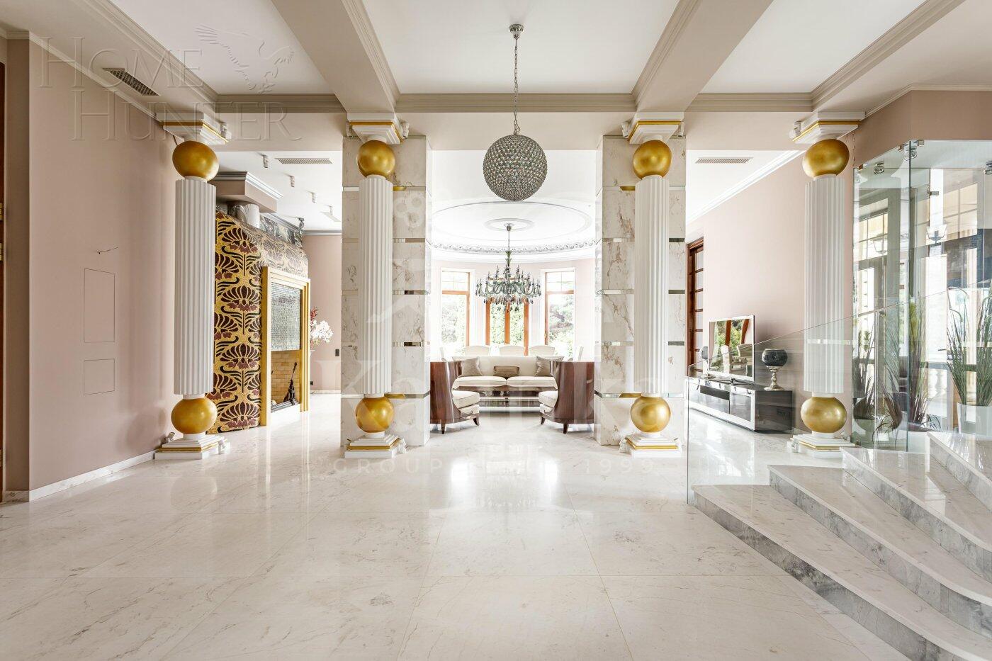 2-этажный коттедж 1 400 м² с отделкой