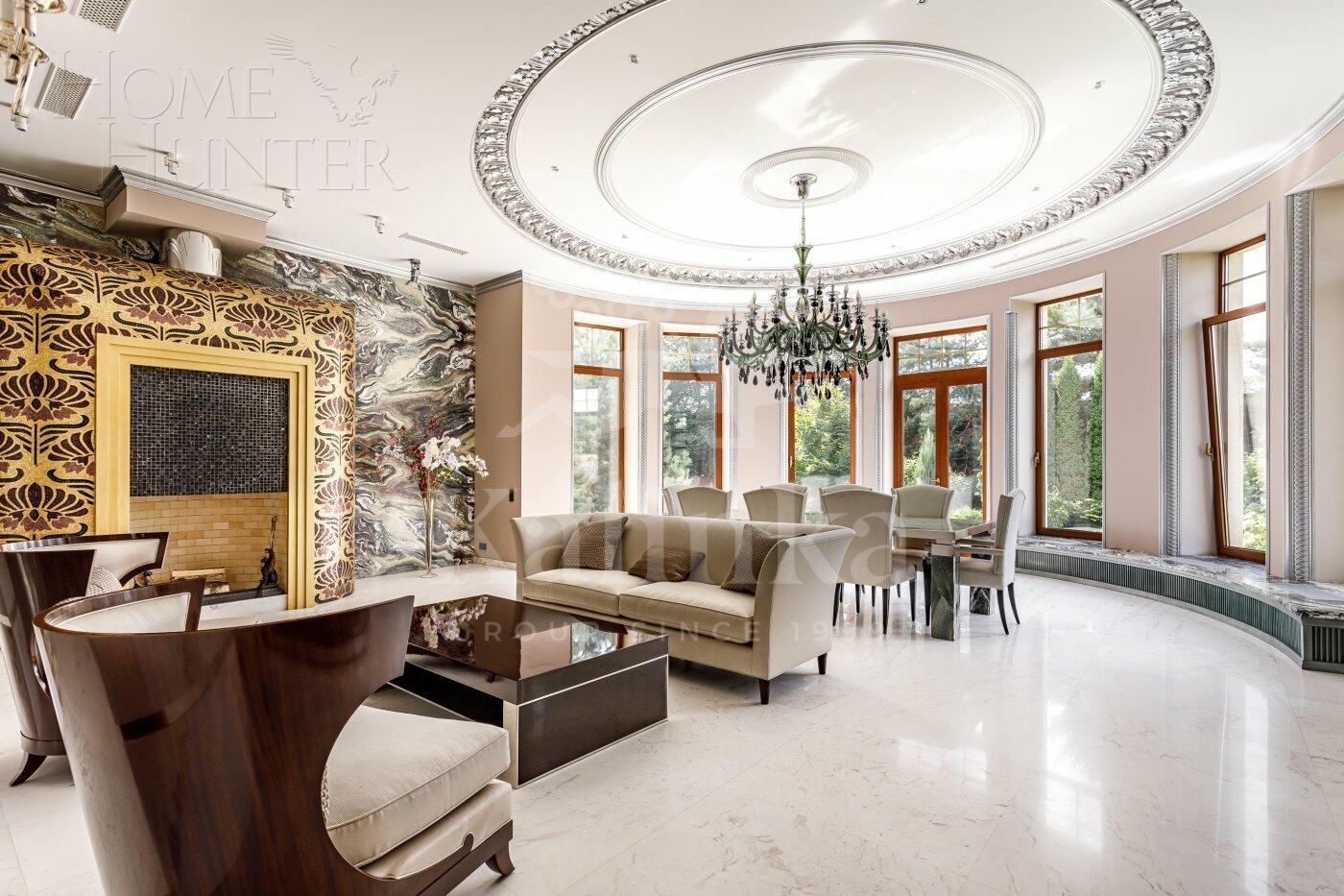 2-этажный коттедж 1 400 м² с отделкой