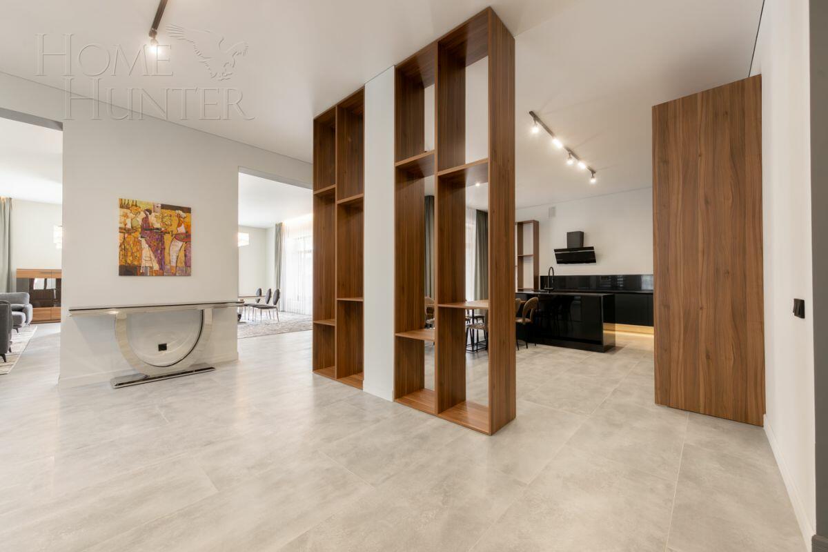 2-этажный коттедж 1 327 м² с отделкой