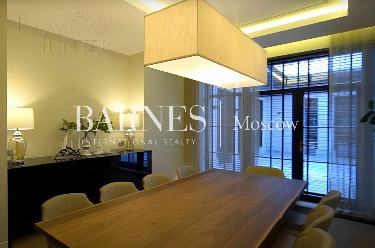 2-этажный коттедж 1 150 м² с отделкой